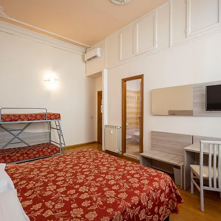 Ξενοδοχείο Lilium 3*