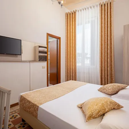Hotel Lilium Florenz