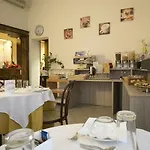 Lilium Hotel 3*